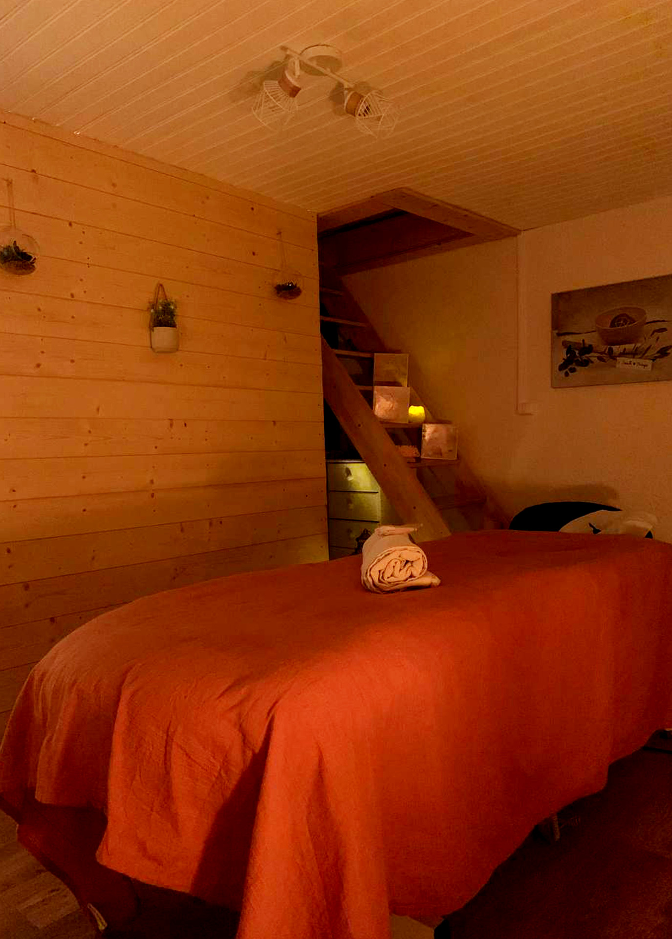 Photo de l'une de nos deux cabines de l'institut Le Cocon à Ballaison en Haute-Savoie
