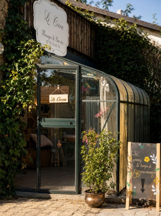 Photo de l'entrée de l'institut Le Cocon à Ballaison en Haute-Savoie